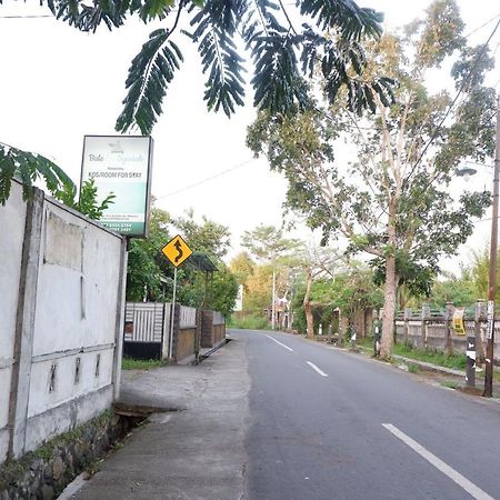 Reddoorz At Bale Eja Syariah Senggigi Montongbuwoh Exterior foto